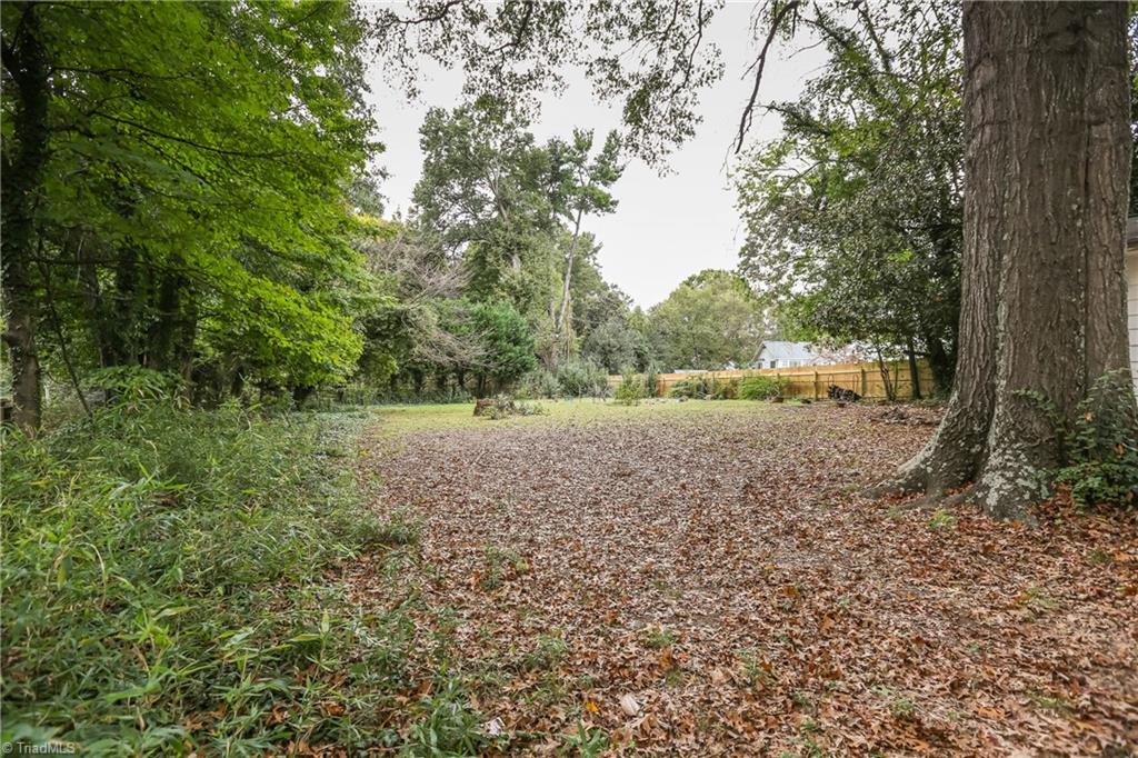 950 Stratford Road Northwest Winston-Salem, NC 27104 - Photo 4 of 41