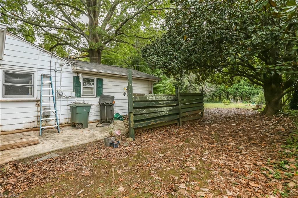 950 Stratford Road Northwest Winston-Salem, NC 27104 - Photo 37 of 41