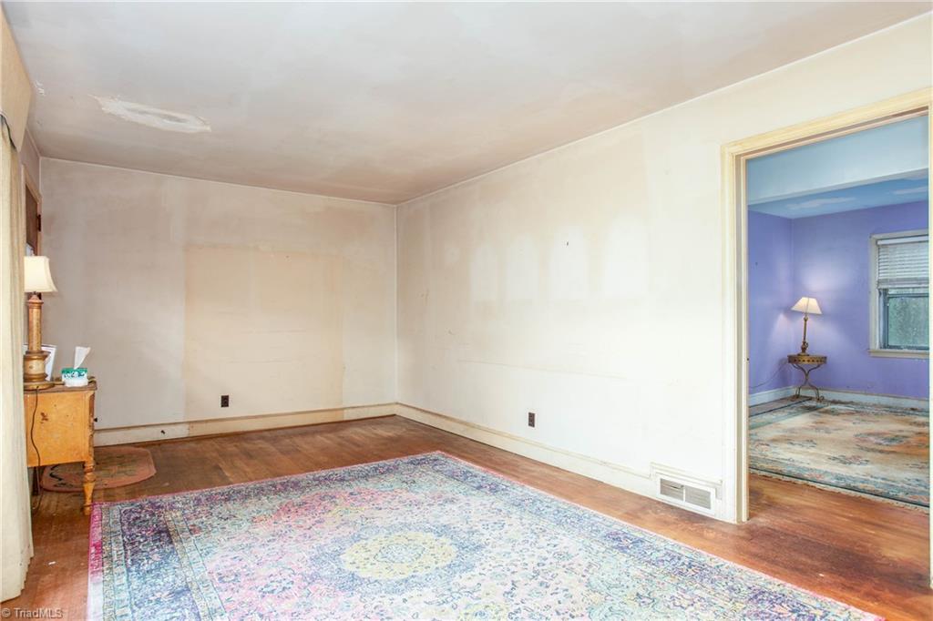 950 Stratford Road Northwest Winston-Salem, NC 27104 - Photo 9 of 41