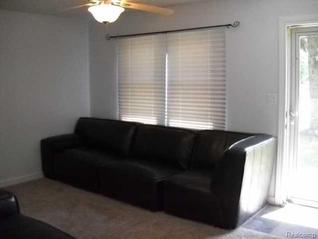 13893 Alton Road Monroe, MI 48161 - Photo 4 of 16 8.jpg