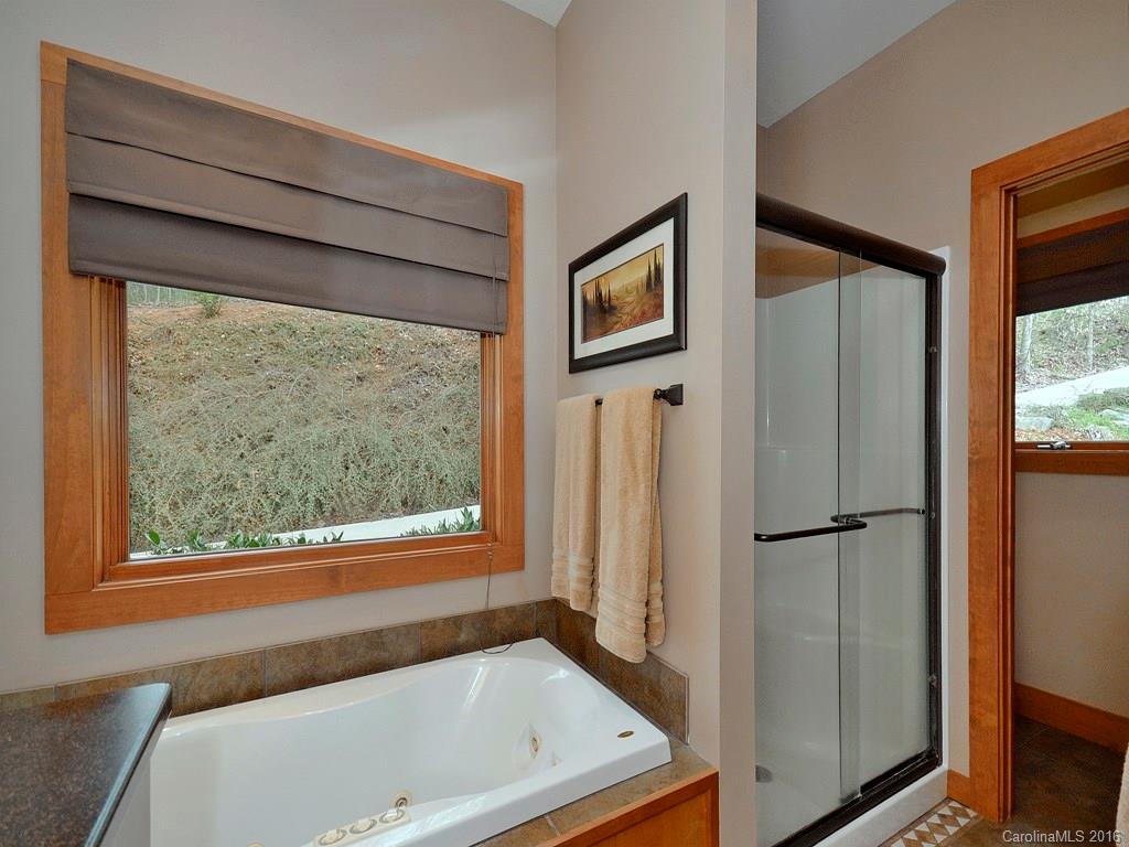 169 Cinnamon Ridge Waynesville, NC 28785 - Photo 12 of 23 Gallery Image 12