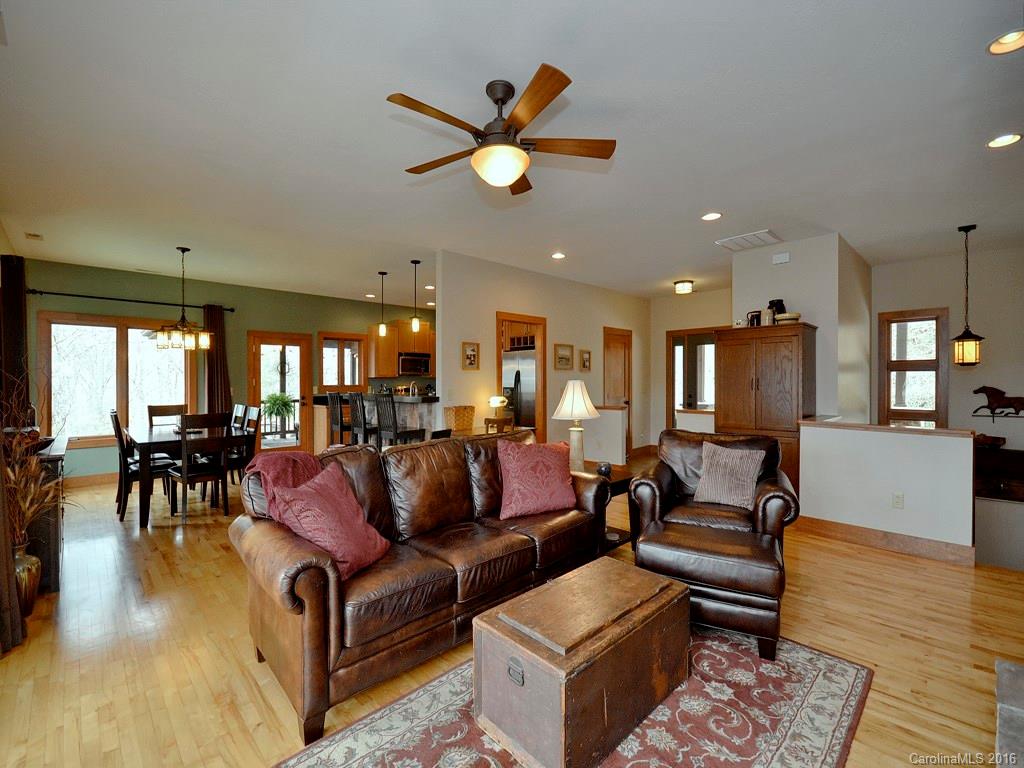 169 Cinnamon Ridge Waynesville, NC 28785 - Photo 4 of 23 Gallery Image 4
