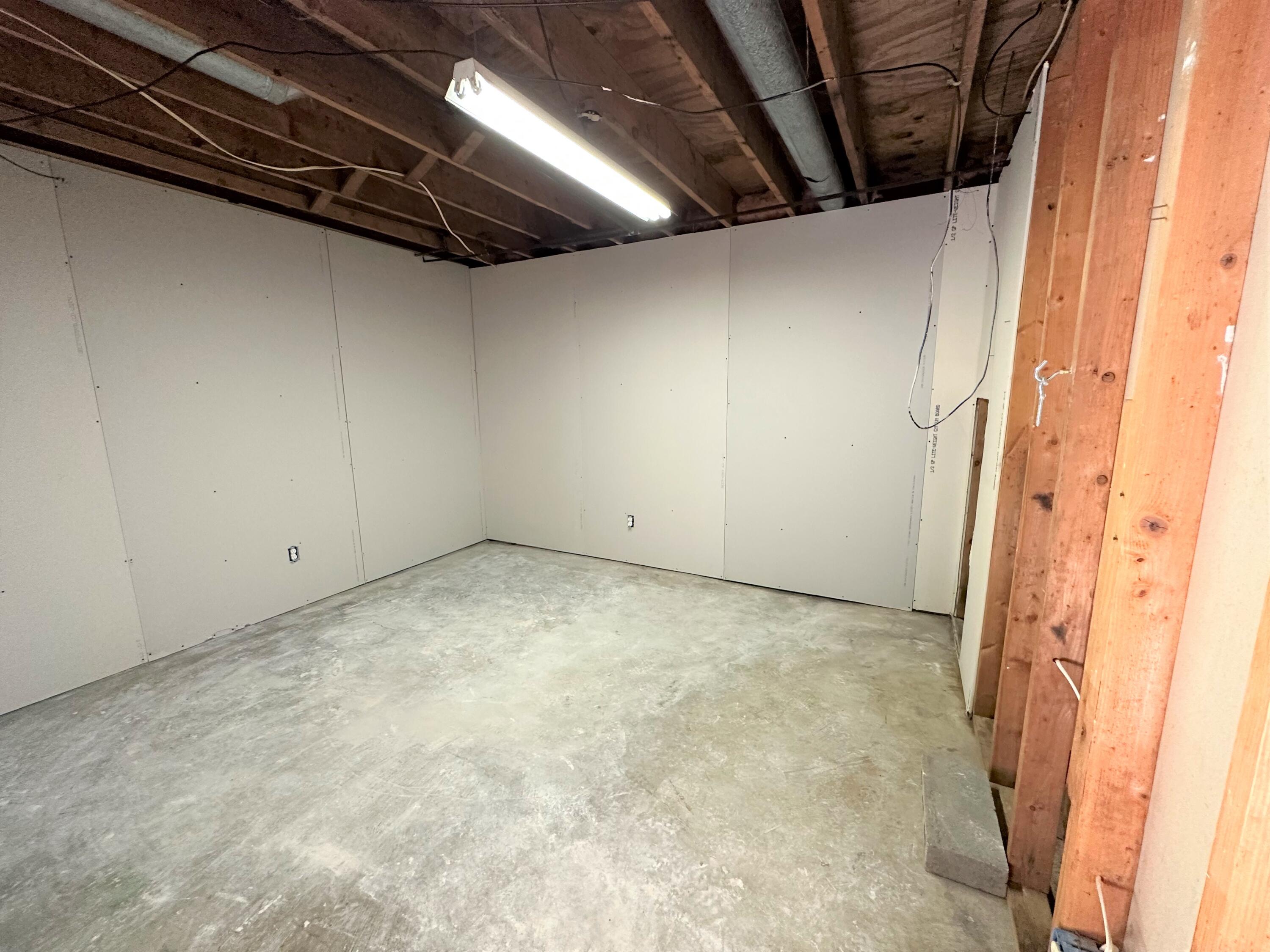 9896 Case Road Brooklyn, MI 49230 - Photo 10 of 20 10 Bsmt room 1
