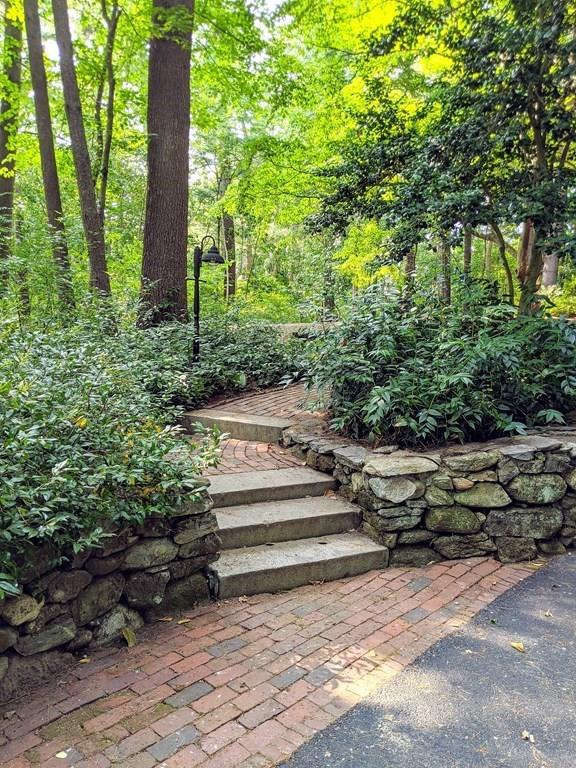 72 Wake Robin Road Sudbury, MA 01776 - Photo 3 of 34
