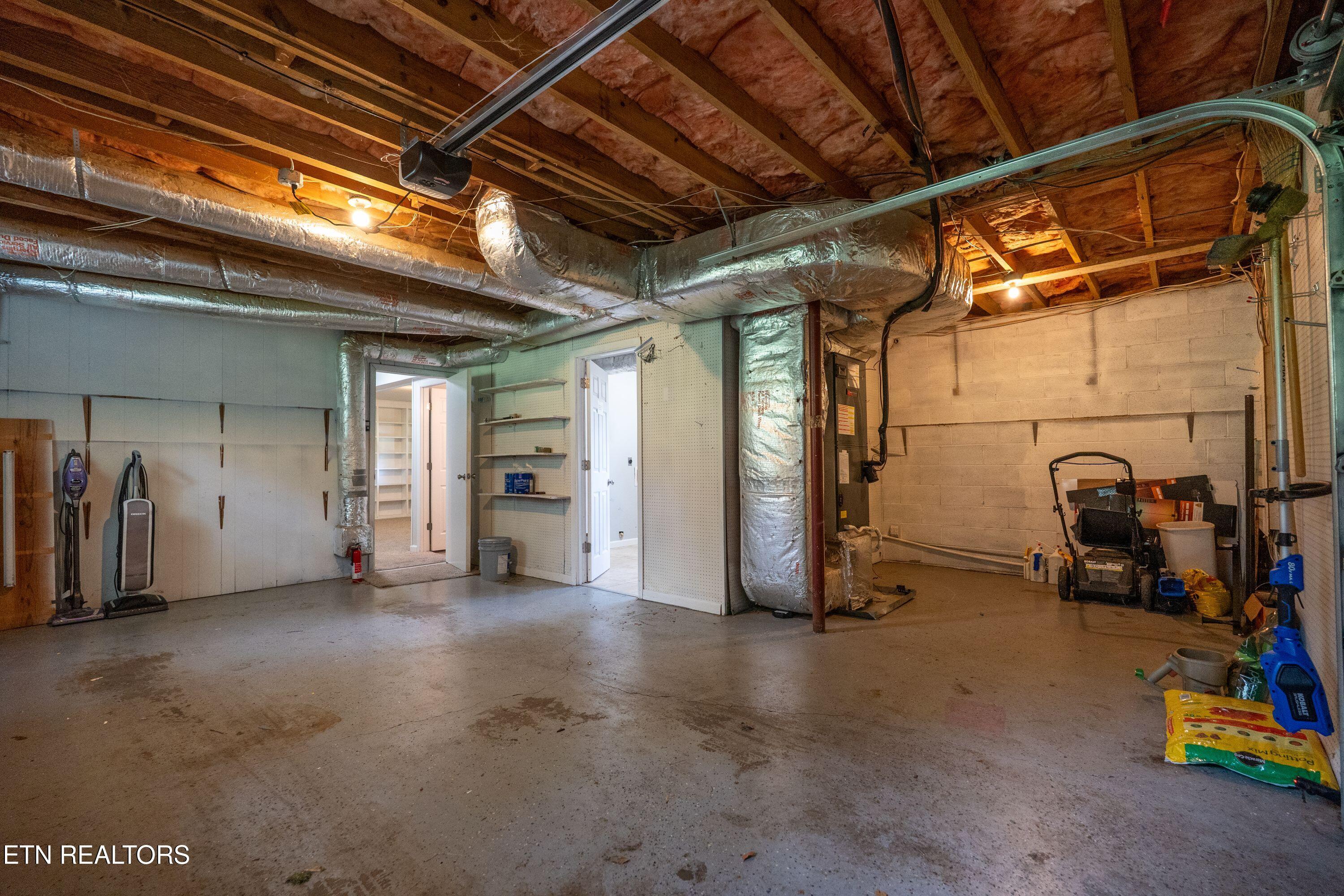 6008 Ridgewood Road Knoxville, TN 37918 - Photo 41 of 50 DSC06481