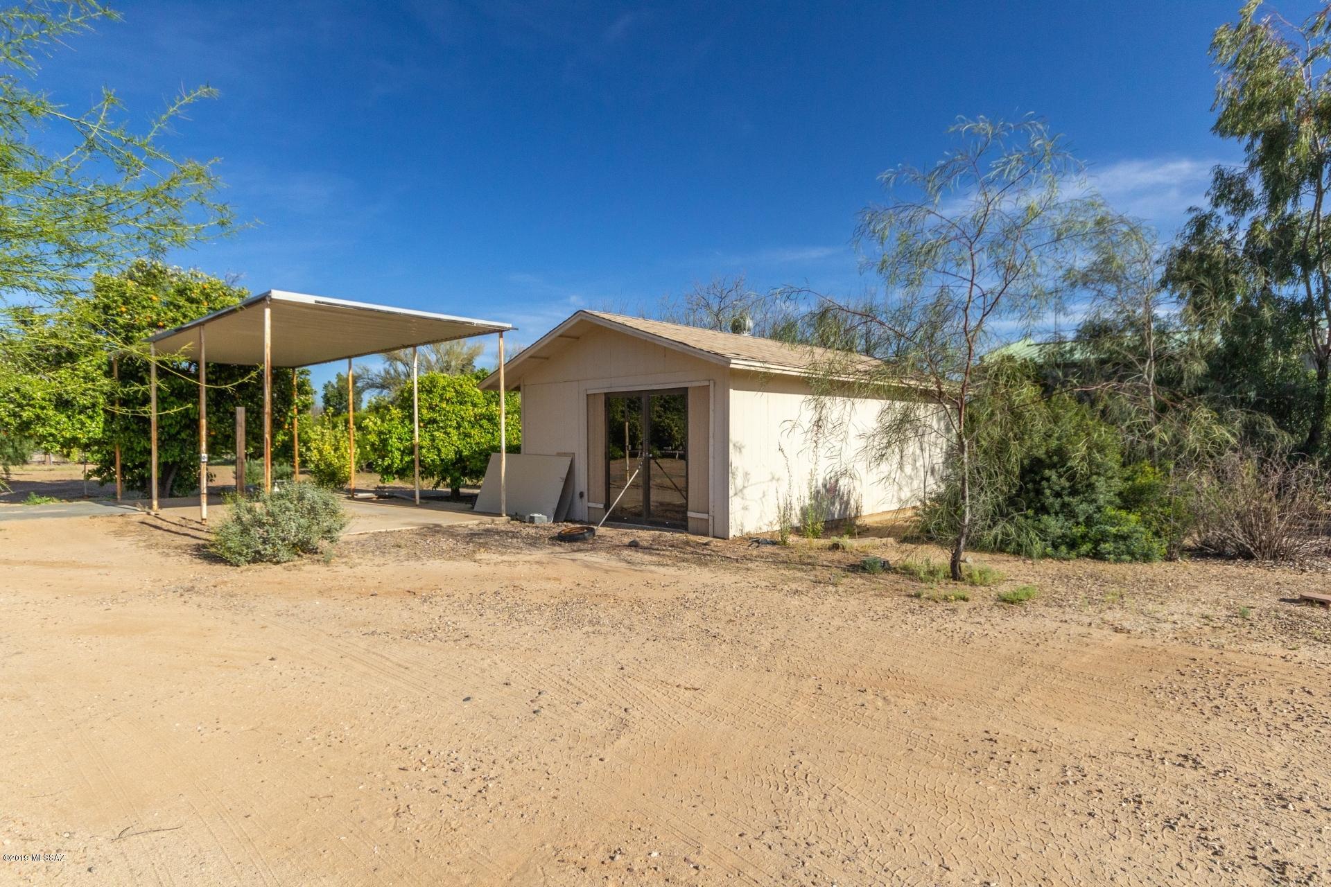 9350 North Shannon Road Tucson, AZ 85742 - Photo 5 of 37