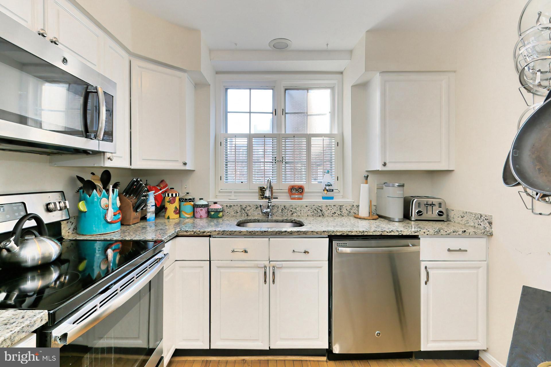 1121 Portner Road Alexandria, VA 22314 - Photo 11 of 43