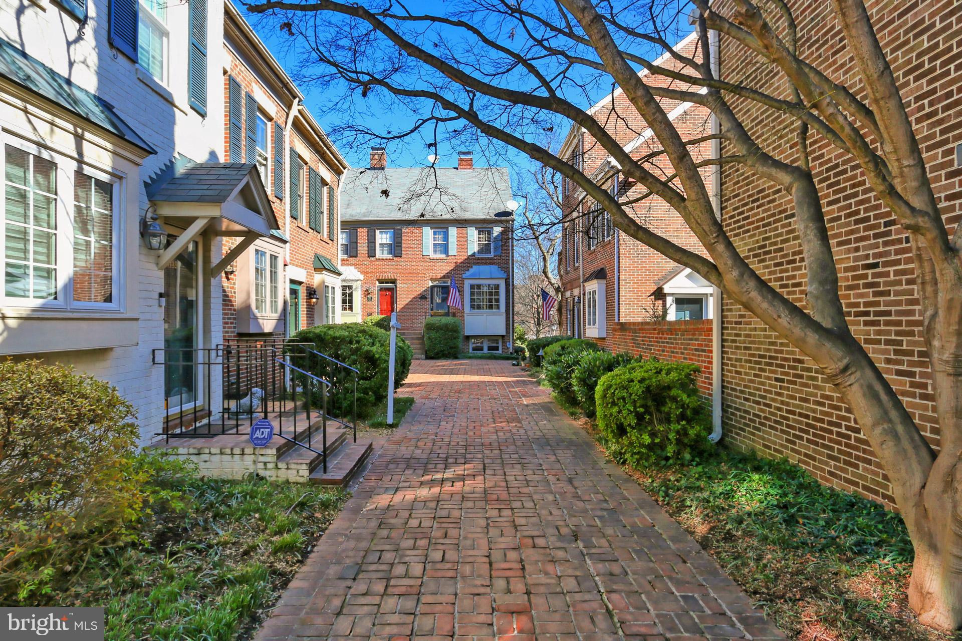 1121 Portner Road Alexandria, VA 22314 - Photo 2 of 43