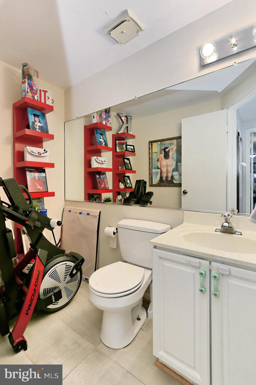 1121 Portner Road Alexandria, VA 22314 - Photo 40 of 43