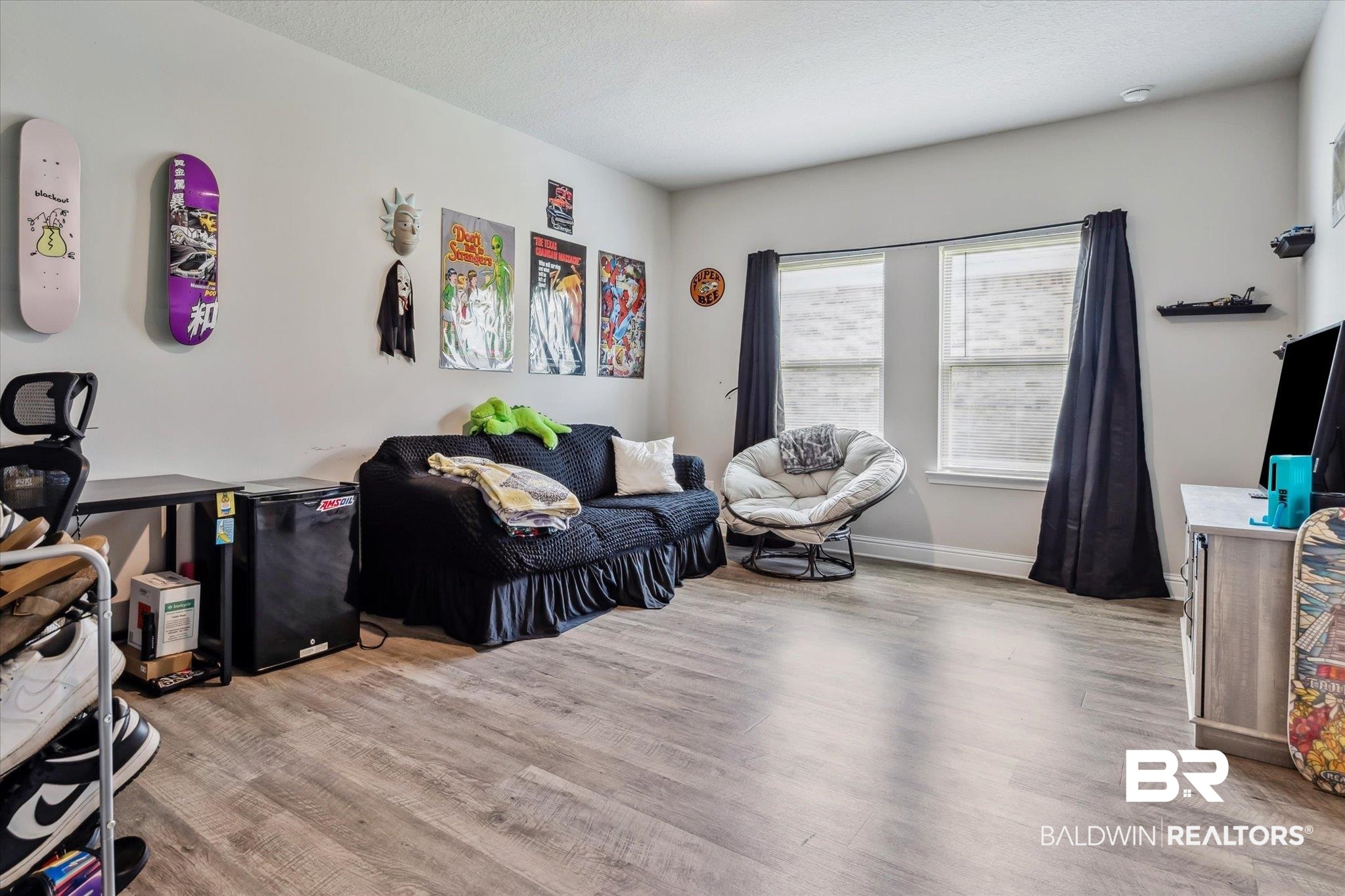 10501 Loamy Avenue Mobile, AL 36695 - Photo 18 of 30 Living room with wood-type flooring