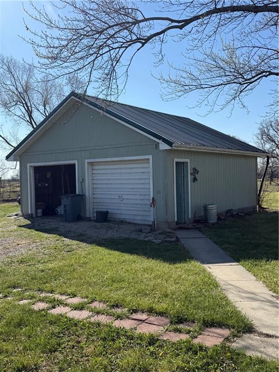 37725 Harmony Road Paola, KS 66071 - Photo 4 of 5