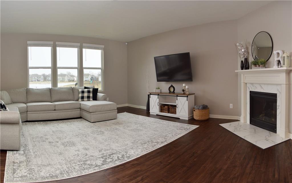 13357 Fielding Way Fishers, IN 46037 - Photo 6 of 42 Gallery Image 6