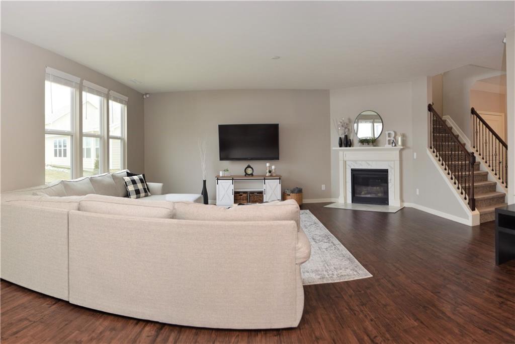 13357 Fielding Way Fishers, IN 46037 - Photo 9 of 42 Gallery Image 9