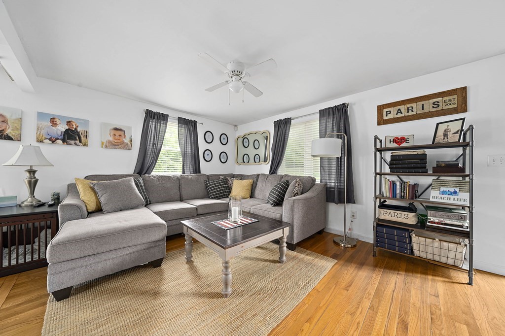 22 Standish Road Marshfield, MA 02050 - Photo 7 of 25 Gallery Image 7