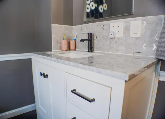 $299,000 | 25 Gibbs Street, Proctor, VT 05765