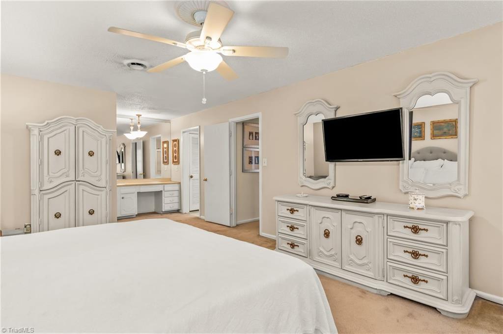 1102 Sweetbriar Road High Point, NC 27262 - Photo 20 of 29 Gallery Image 20