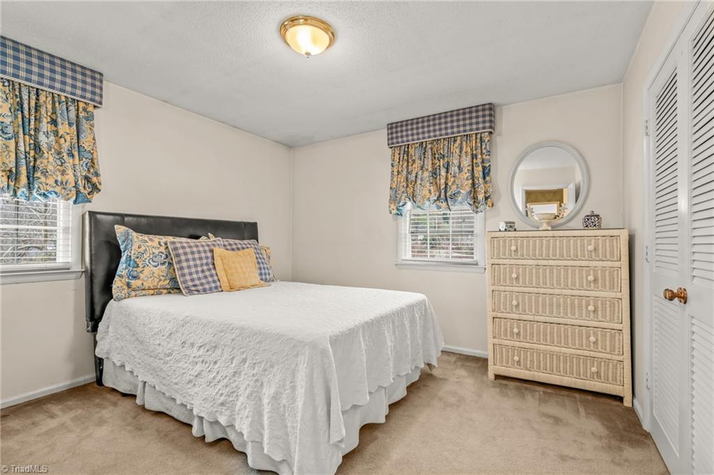 1102 Sweetbriar Road High Point, NC 27262 - Photo 23 of 29 Gallery Image 23