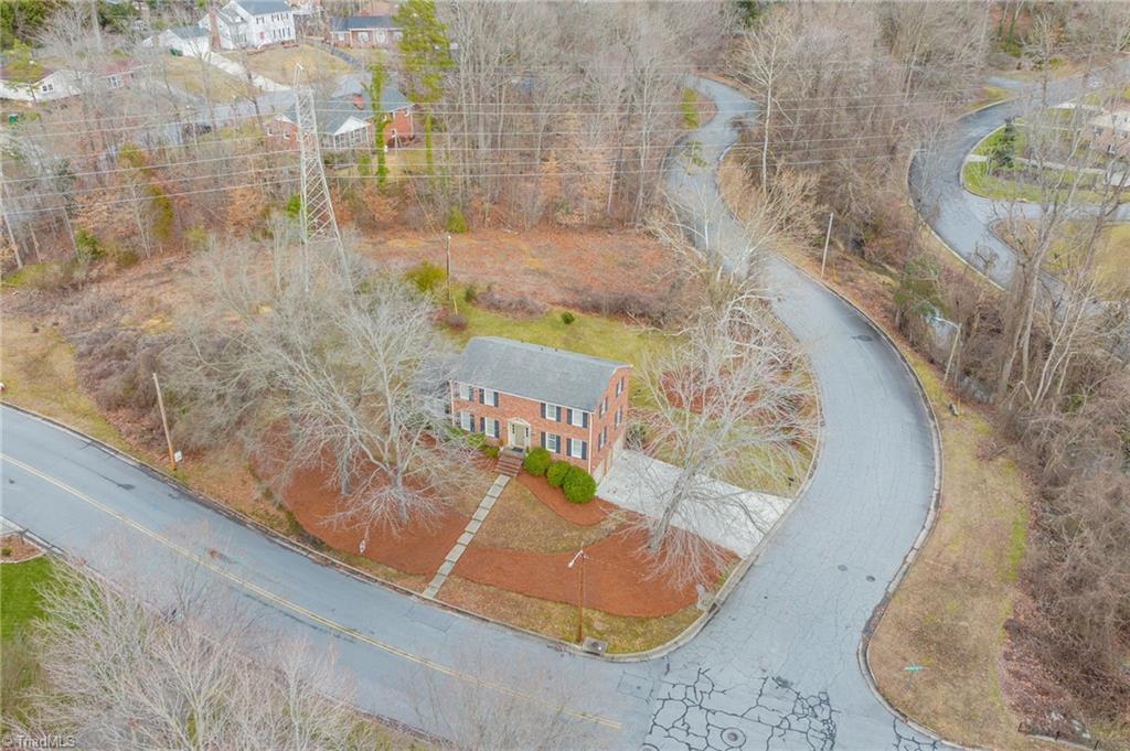 1102 Sweetbriar Road High Point, NC 27262 - Photo 28 of 29 Gallery Image 28