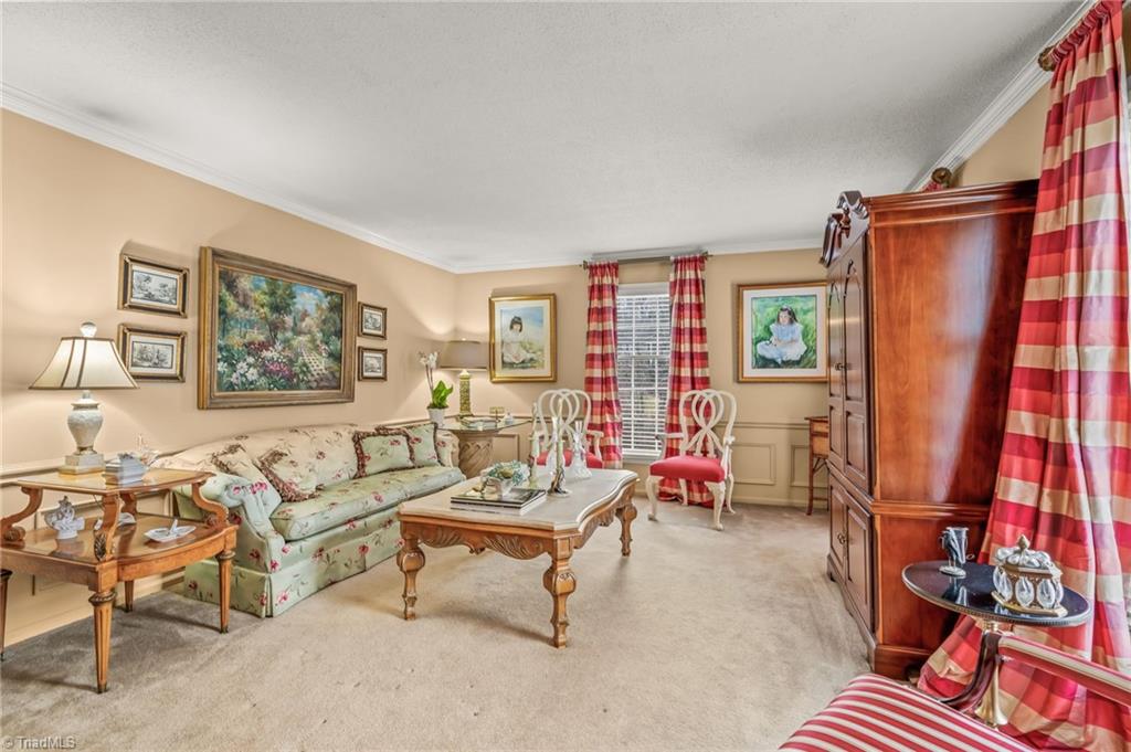 1102 Sweetbriar Road High Point, NC 27262 - Photo 6 of 29 Gallery Image 6