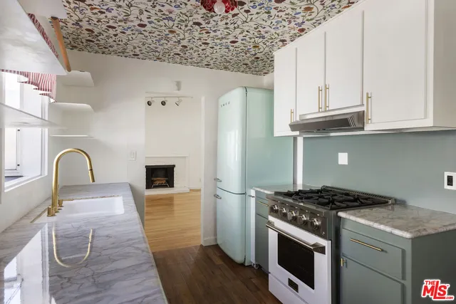 $825,000 | 10623 Woodward Avenue, Sunland, CA 91040