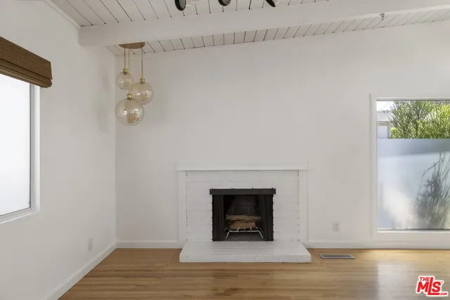 $825,000 | 10623 Woodward Avenue, Sunland, CA 91040