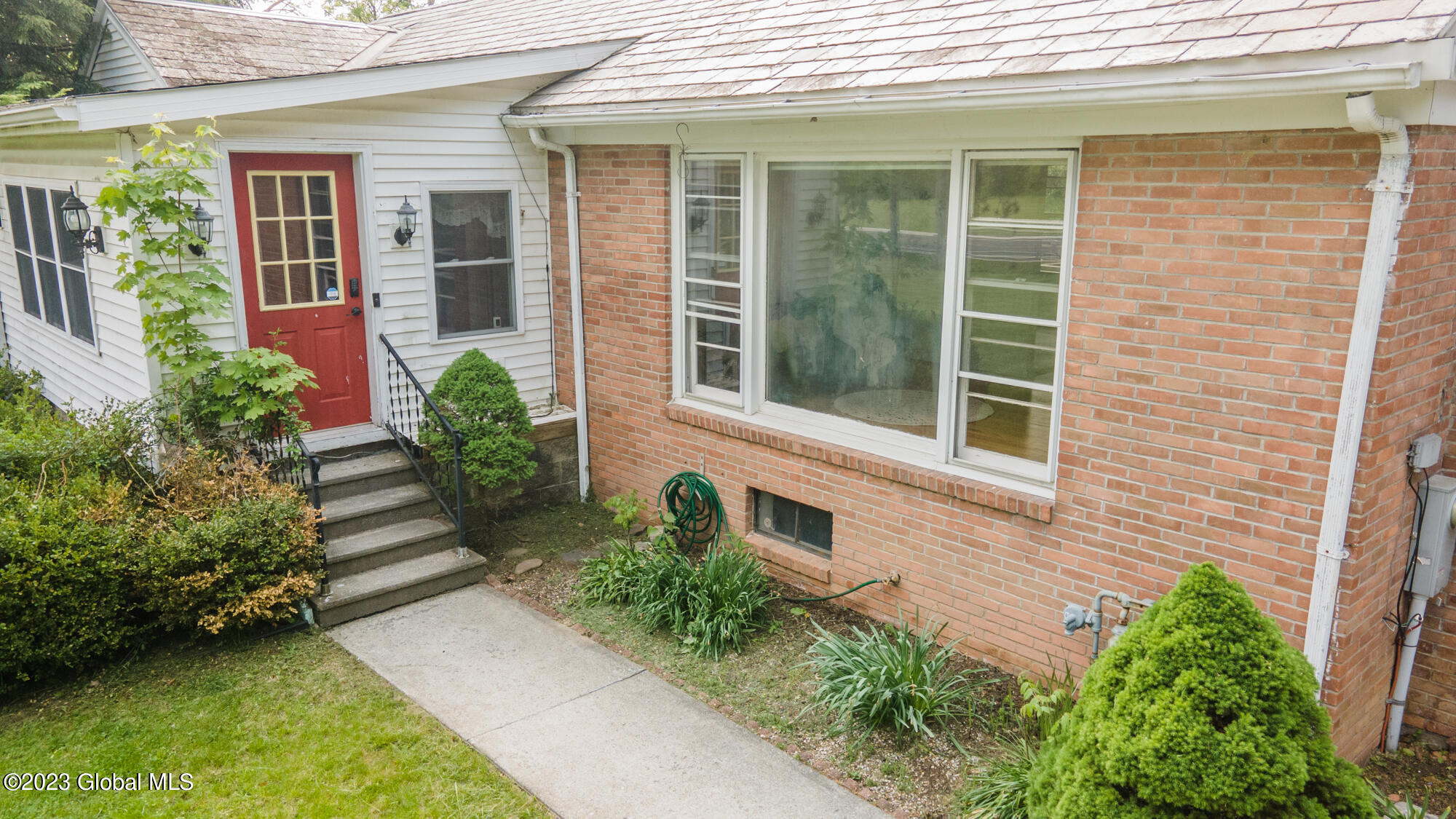 485 Ridge Road Queensbury, NY 12804 - Photo 8 of 78 100013