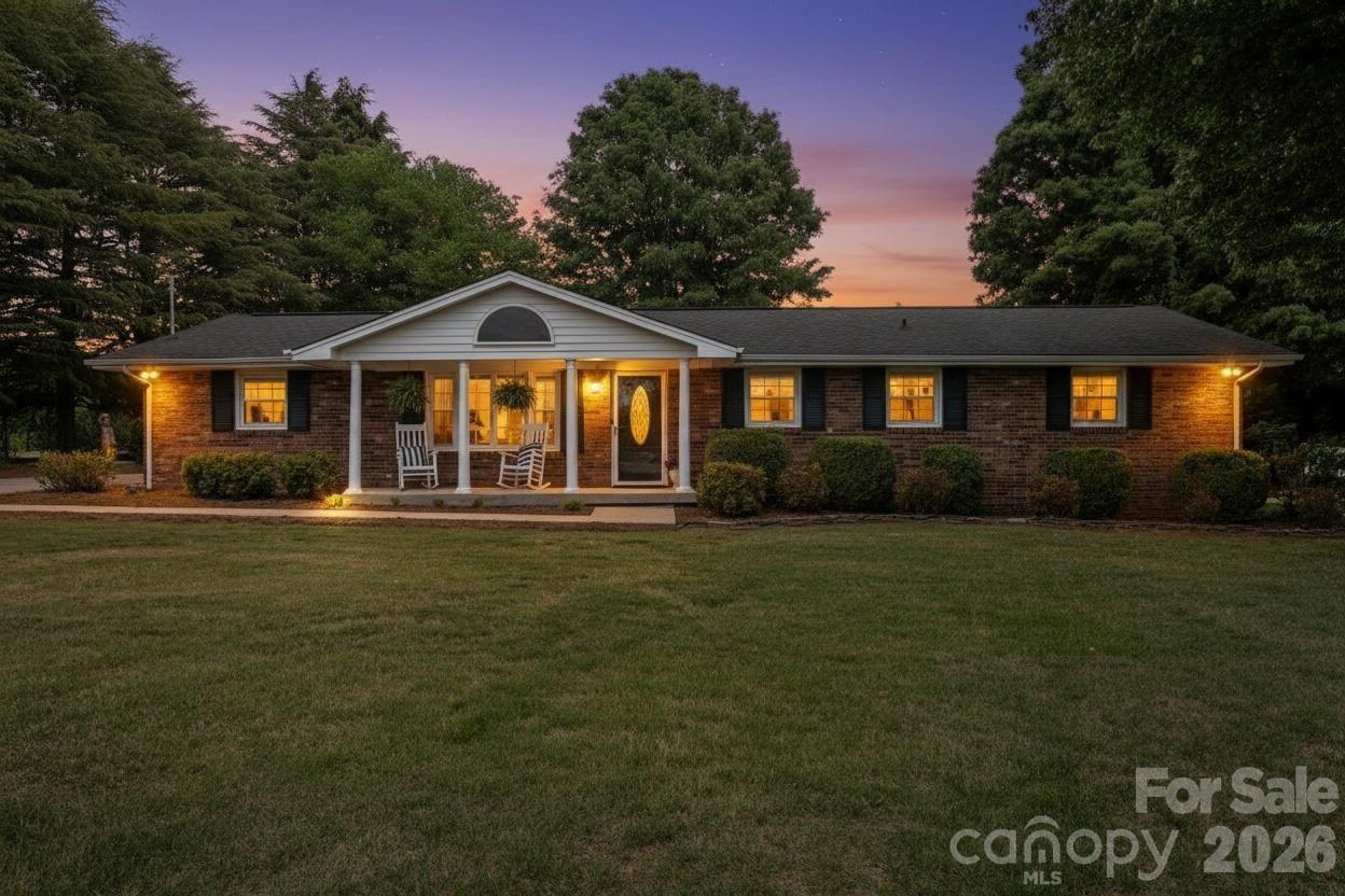 3328 Sulphur Springs Road Northeast Hickory, NC 28601 - Photo 43 of 44