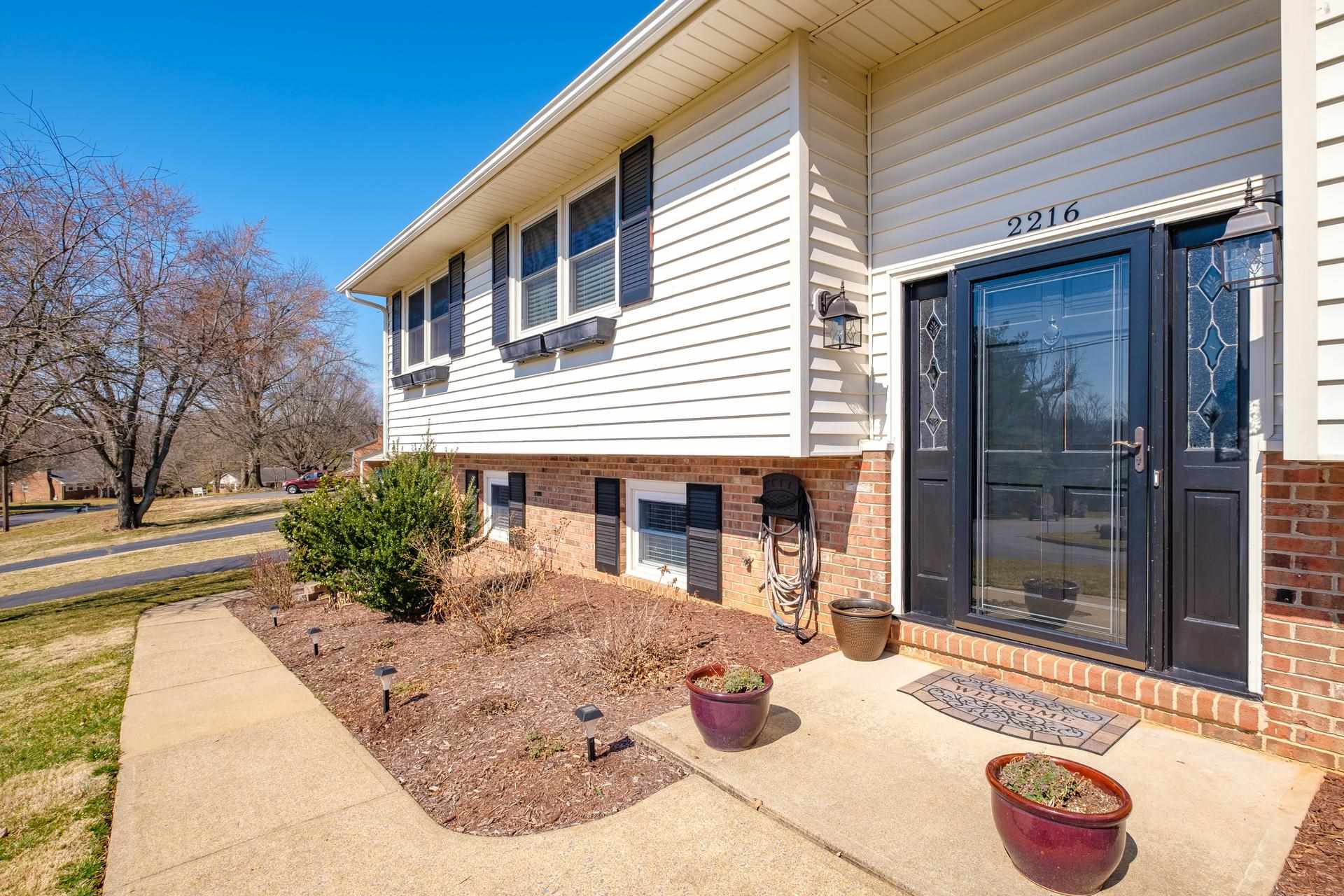 2216 Davis Road Waynesboro, VA 22980 - Photo 35 of 46 Gallery Image 35