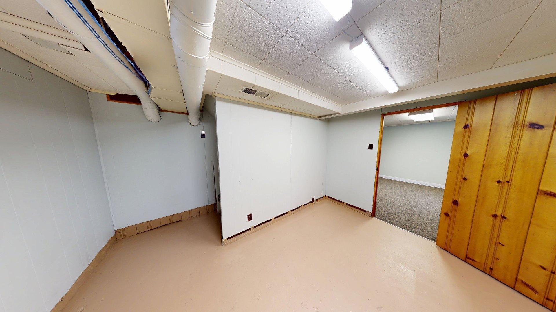 504 19th Avenue Southwest Willmar, MN 56201 - Photo 26 of 35