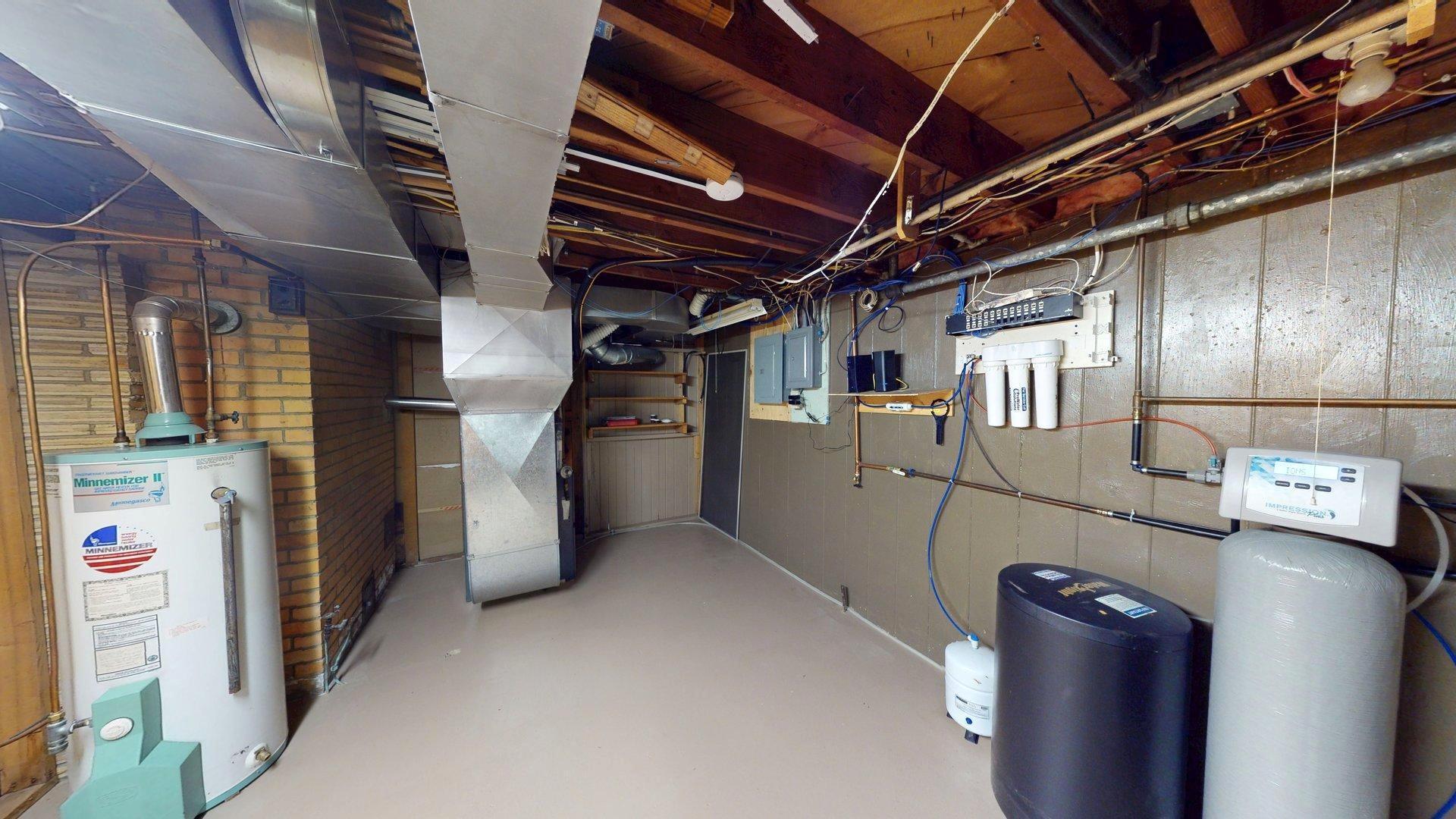 504 19th Avenue Southwest Willmar, MN 56201 - Photo 28 of 35