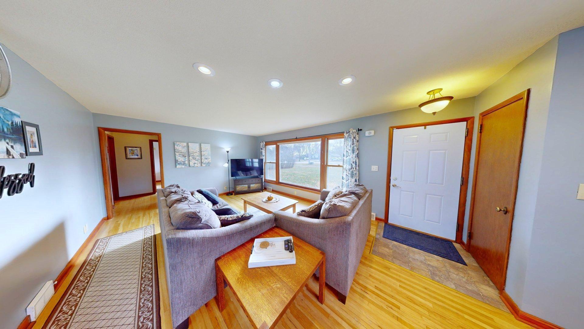 504 19th Avenue Southwest Willmar, MN 56201 - Photo 5 of 35