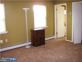 41 Haven Road Levittown, PA 19056 - Photo 7 of 11 Family Room