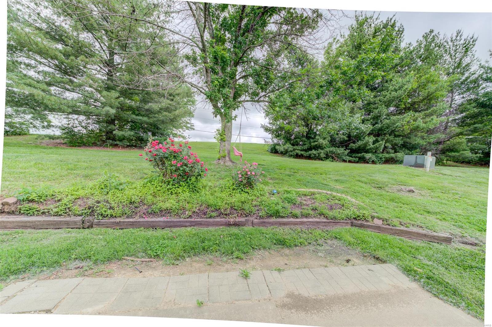 5540 Bourbeuse Common Weldon Spring, MO 63304 - Photo 23 of 27 Gallery Image 23