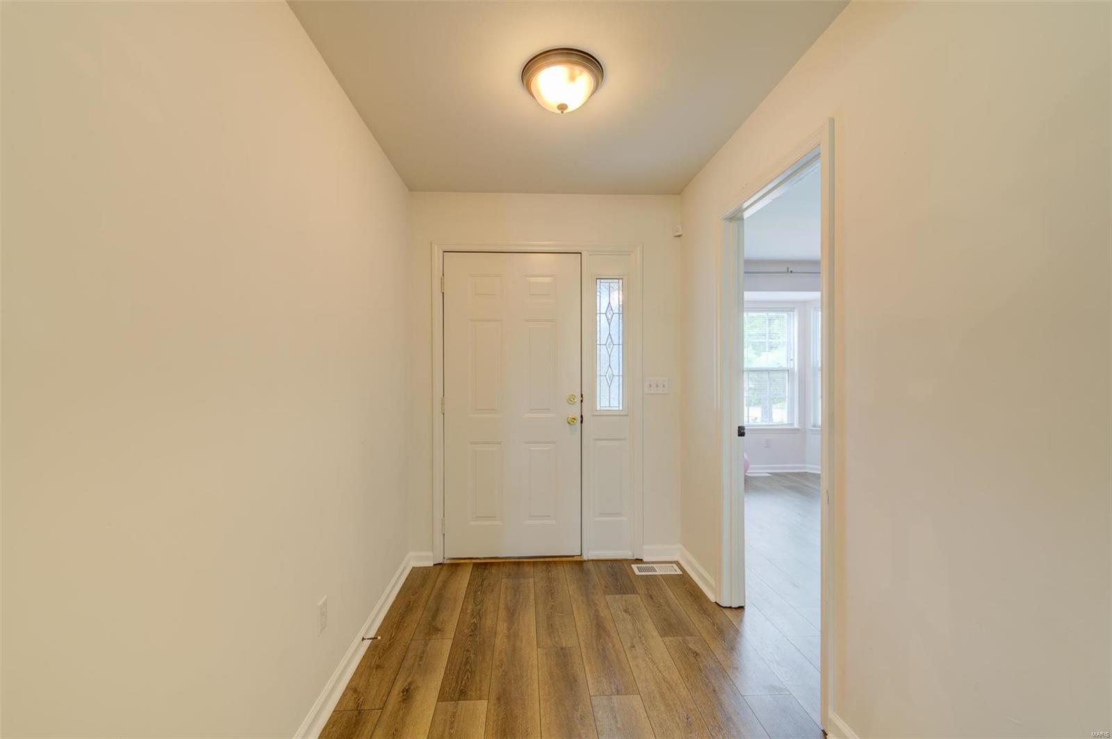 5540 Bourbeuse Common Weldon Spring, MO 63304 - Photo 3 of 27 Gallery Image 3