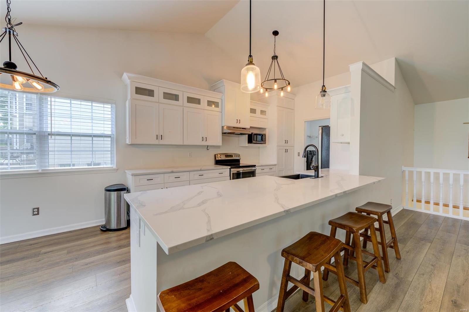 5540 Bourbeuse Common Weldon Spring, MO 63304 - Photo 9 of 27 Gallery Image 9