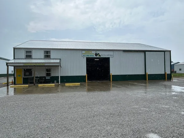 a view of a car garage