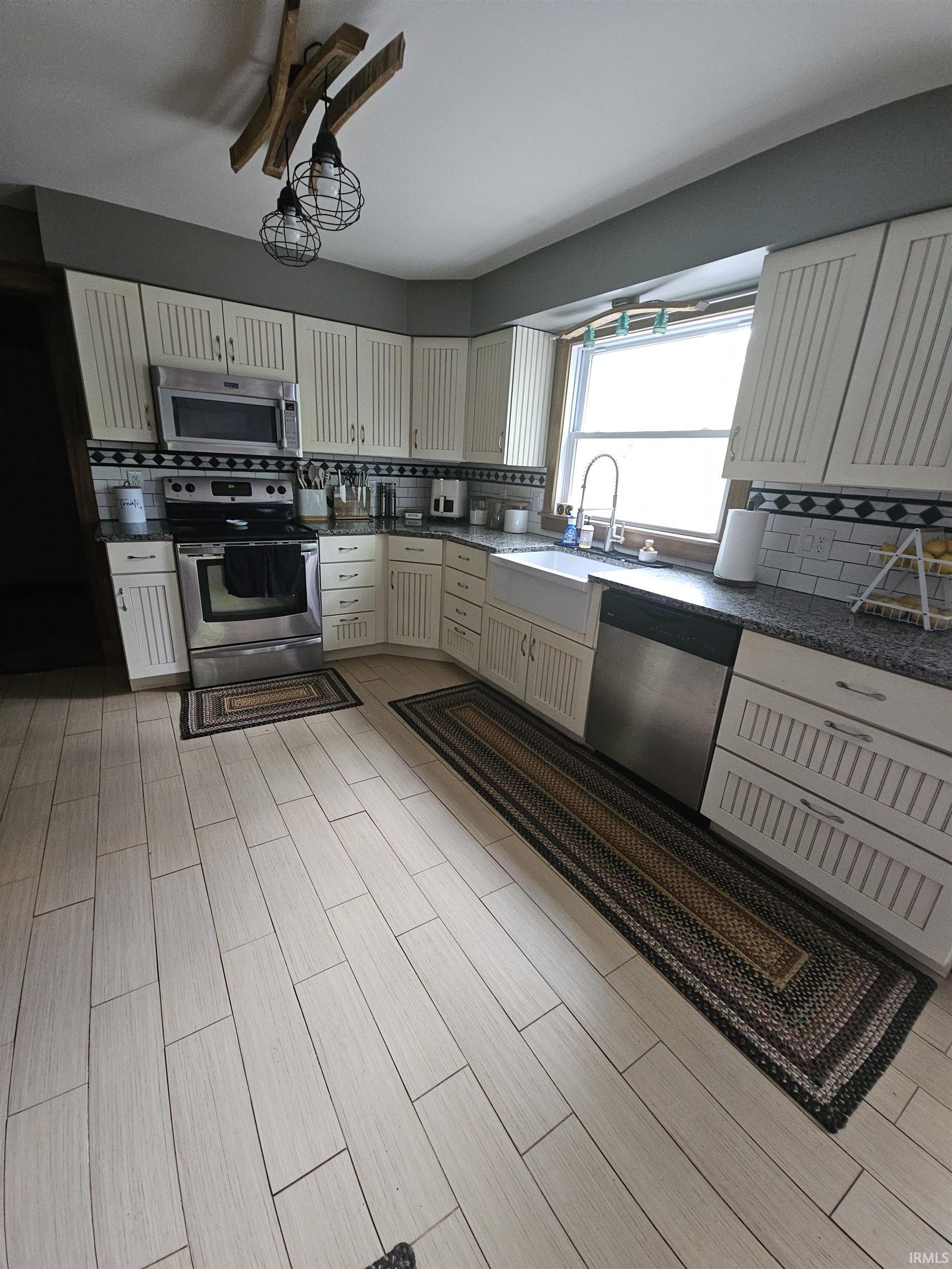 395 West Denali Road Bloomington, IN 47404 - Photo 5 of 29