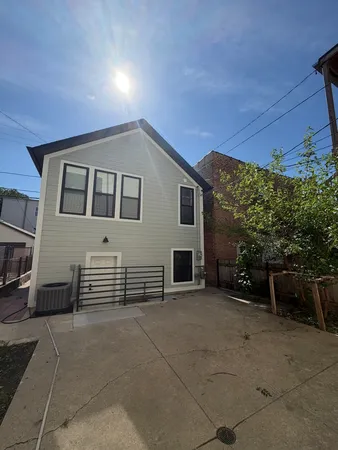 $2,499 | 3351 South Union Avenue, Unit CH, Chicago, IL 60616