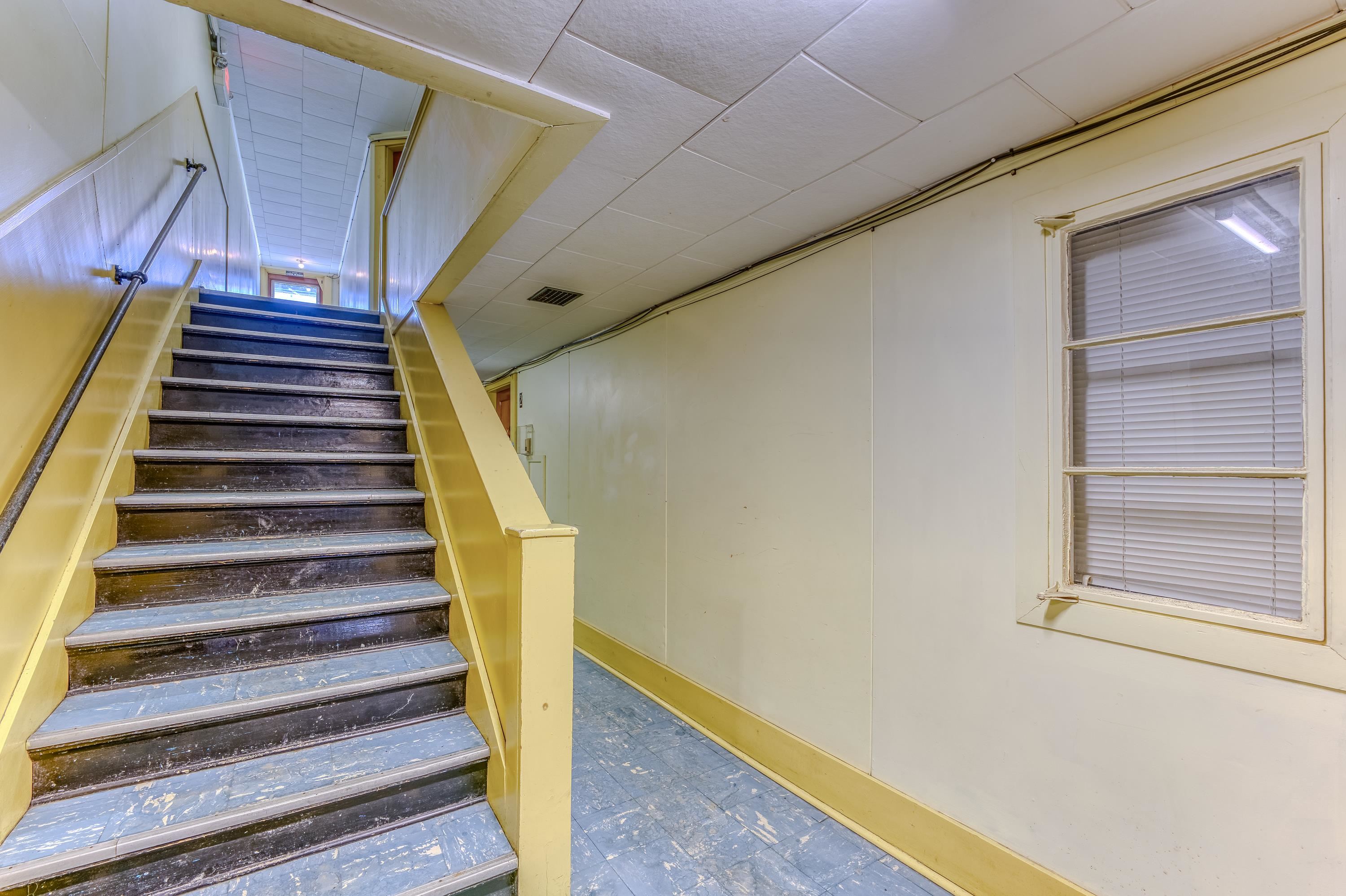 98 Main Street Lancaster, NH 03584 - Photo 21 of 29