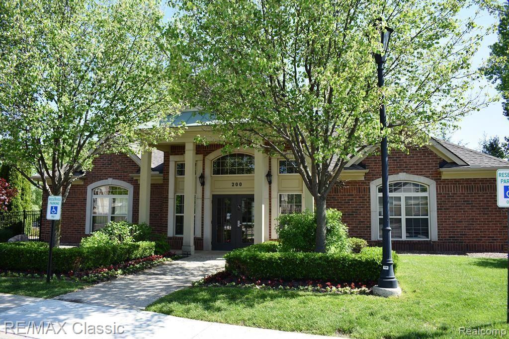 540 Riviera Court, Unit 244 Walled Lake, MI 48390 - Photo 22 of 39