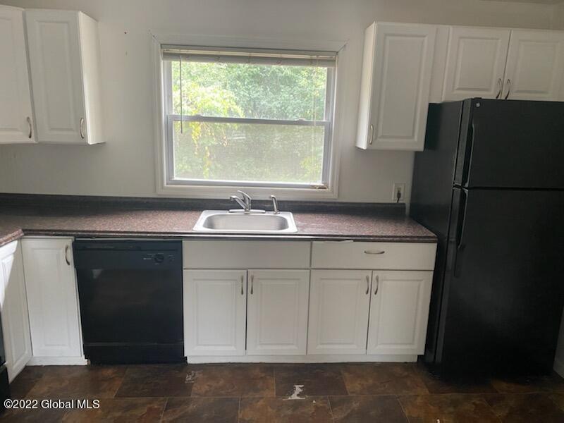 11-21 Ashdown Road, Unit 11D Ballston Lake, NY 12019 - Photo 4 of 15 kitchen