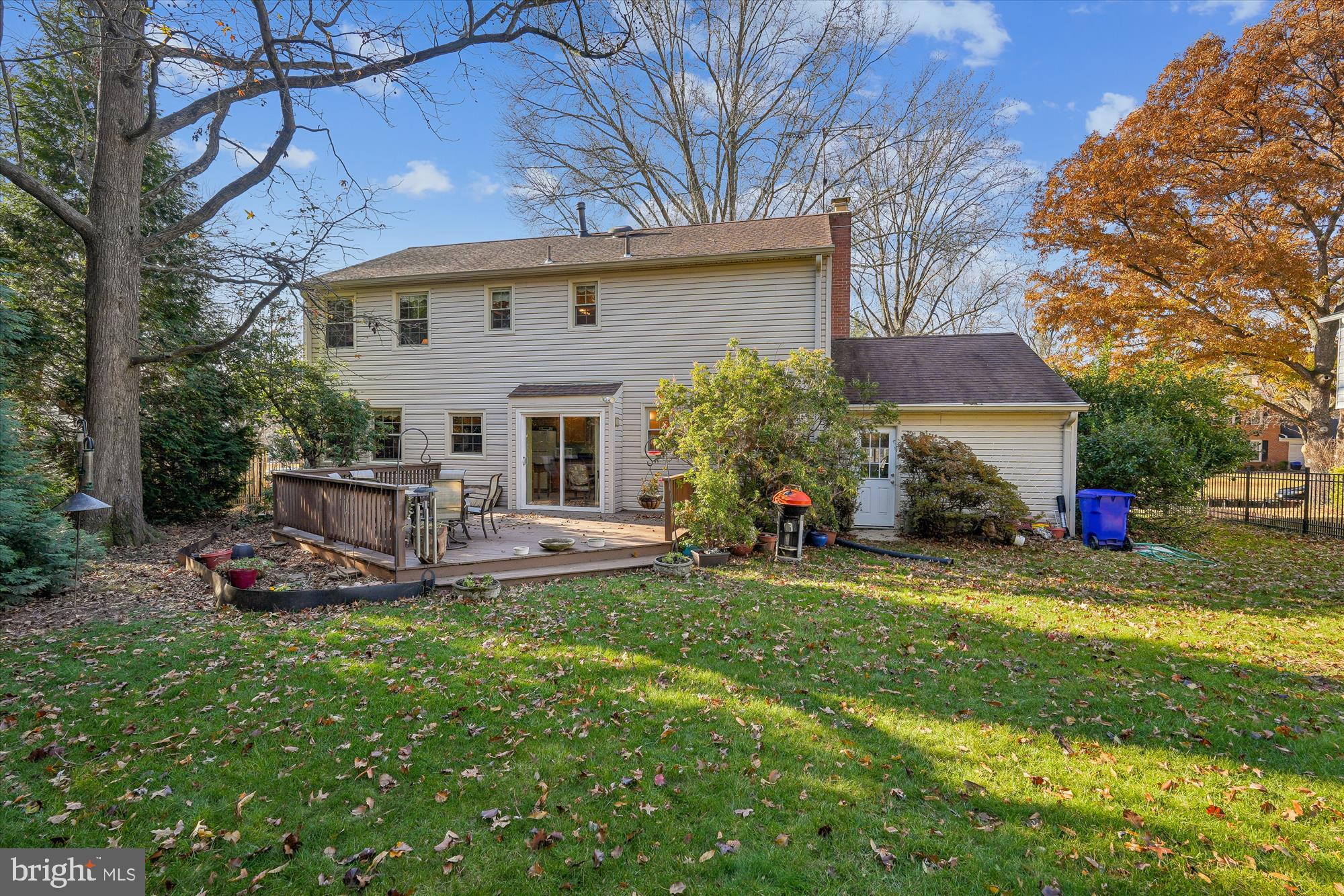 15417 Aylesbury Street Silver Spring, MD 20905 - Photo 44 of 65 a view of a house with a yard and sitting area