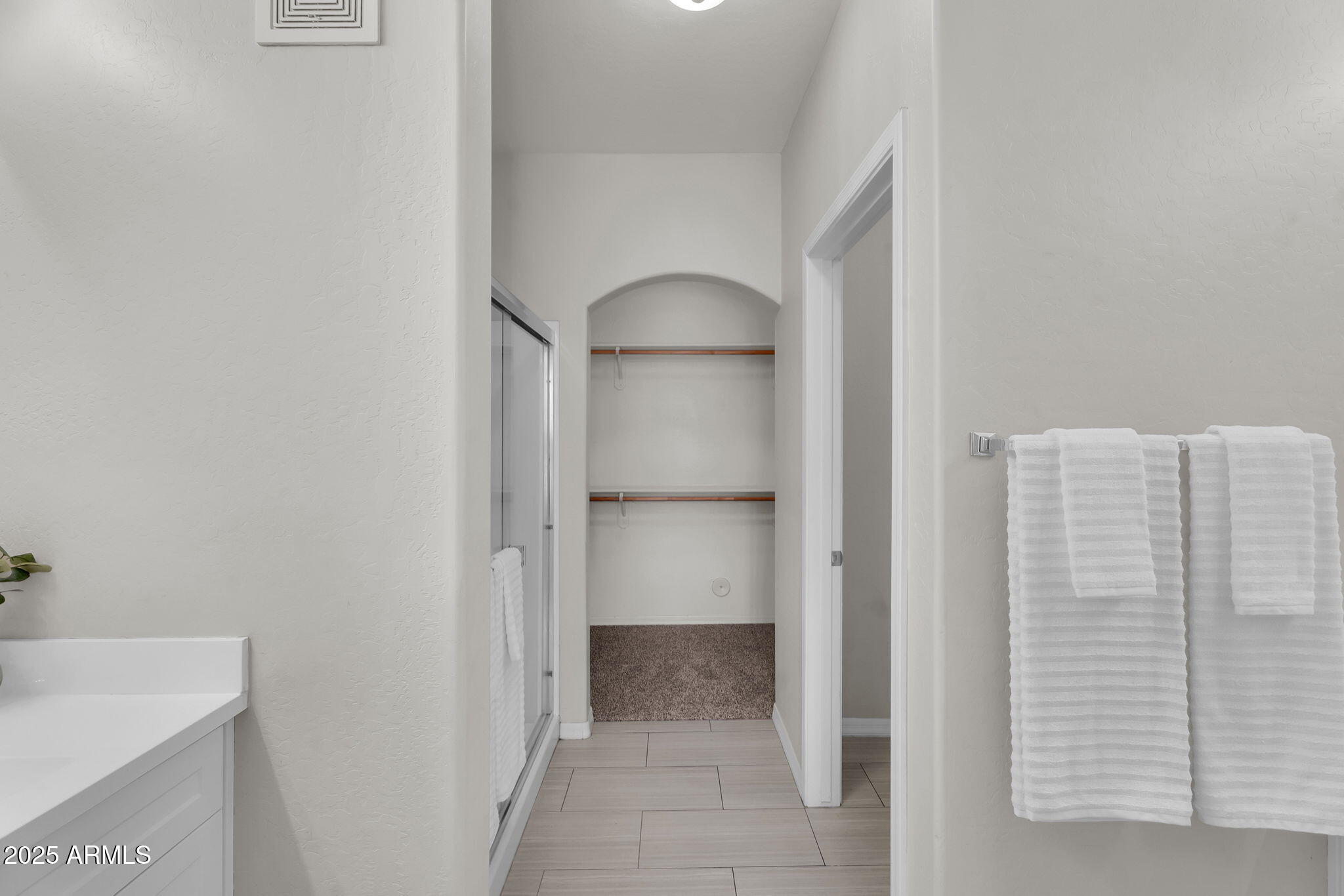 3330 South Gilbert Road, Unit 1075 Chandler, AZ 85286 - Photo 27 of 70 26-web-or-mls-Gilbert-27