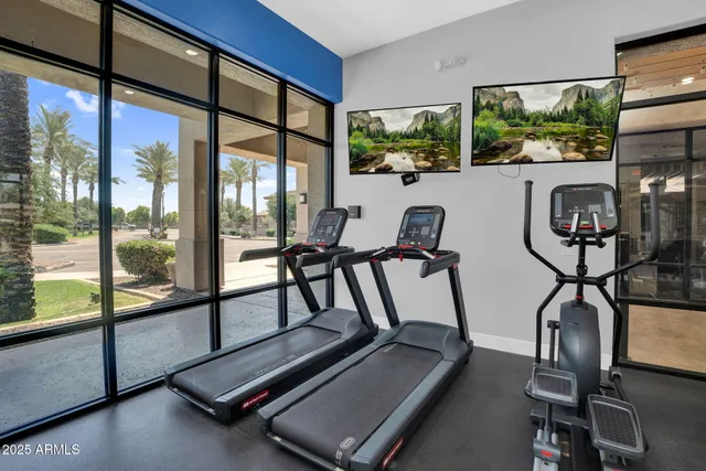 $435,000 | 3330 South Gilbert Road, Unit 1075, Chandler, AZ 85286