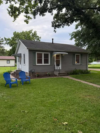 $119,900 | 4612 26th Avenue, Moline, IL 61265
