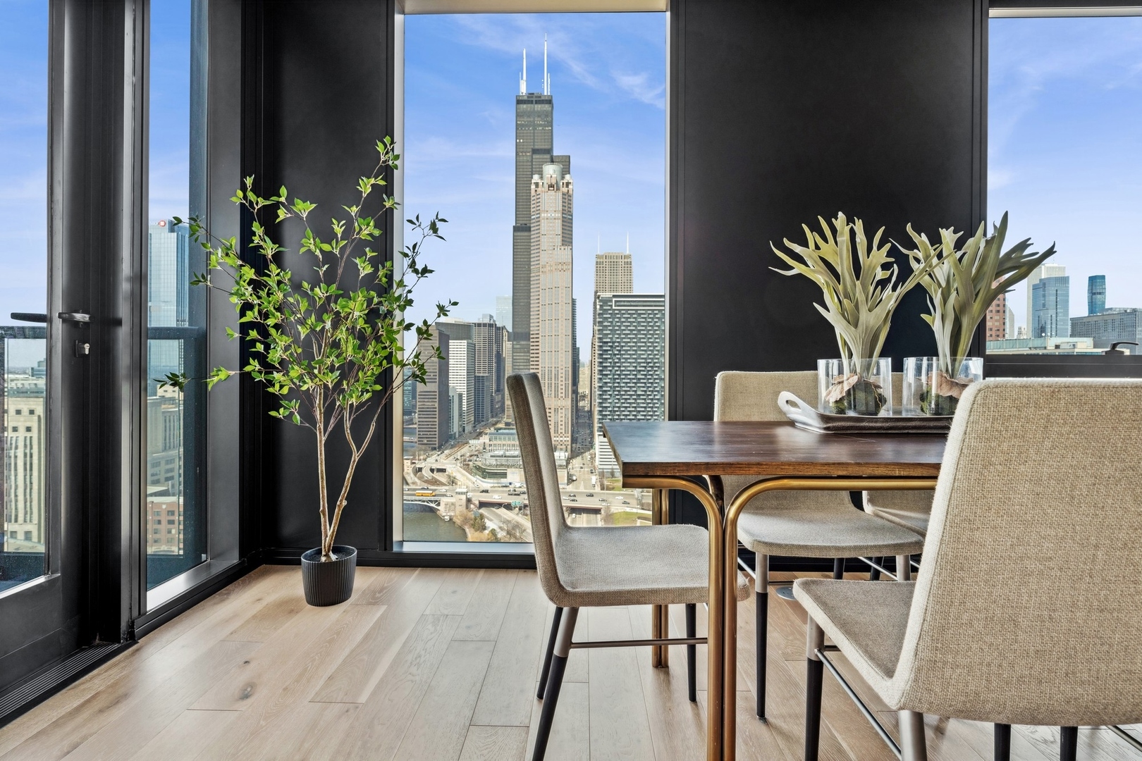 234 West Polk Street, Unit 2802 Chicago, IL 60607 - Photo 13 of 38