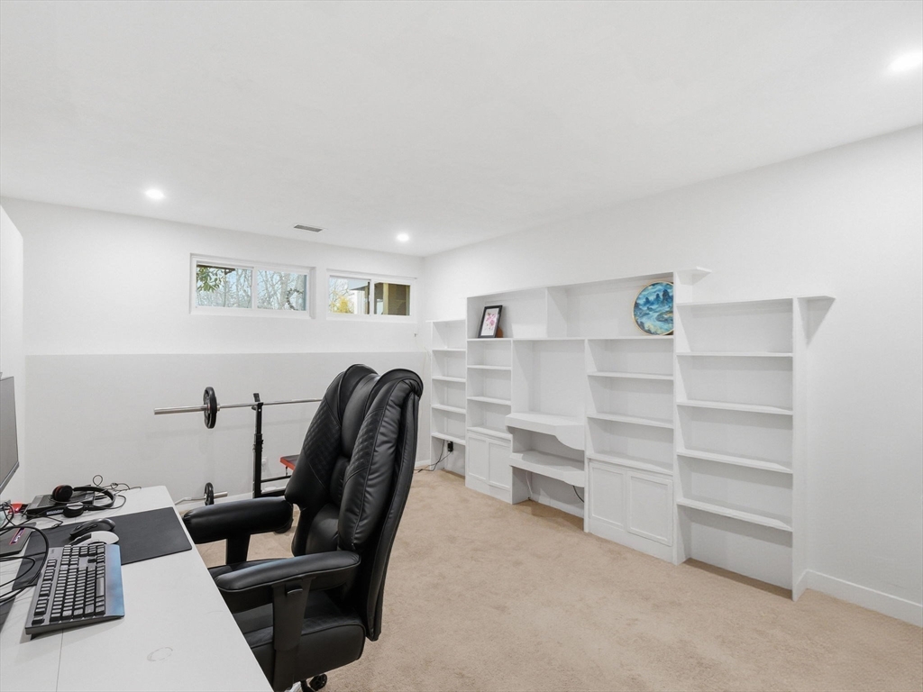 255 North Road, Unit 103 Chelmsford, MA 01824 - Photo 25 of 40