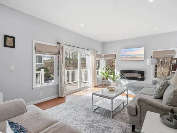 $550,000 | 255 North Road, Unit 103, Chelmsford, MA 01824