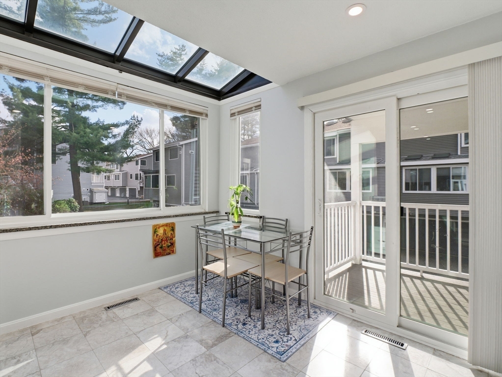 255 North Road, Unit 103 Chelmsford, MA 01824 - Photo 10 of 40