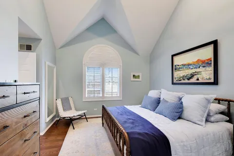 $730,000 | 3331 North Racine Avenue, Unit D, Chicago, IL 60657